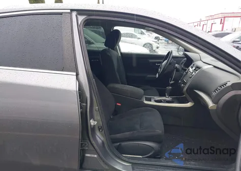 2015 Nissan Altima 2.5 Sv z USA, uszkodzony, nr VIN 1N4AL3AP8FC149262